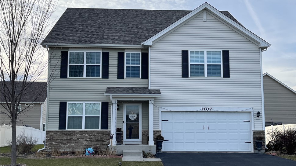 Fast, same-day, roof damage, asphalt shingles, professional, courteous, polite, good reviews, decking, clean, kind, affordable, reliable.