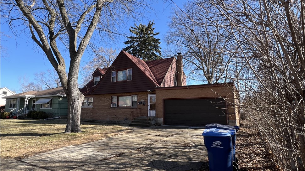 Roofing Project in Waukegan, Illinois by TTLC, Inc