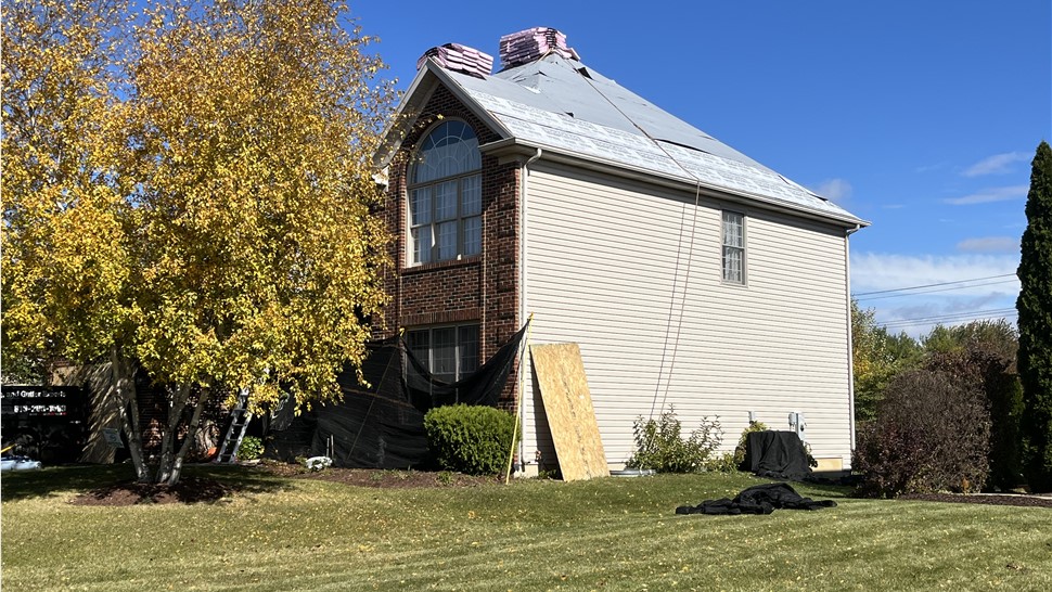 Woodridge, Woodale, Bloomingdale, Grayslake, Joliet, Plainfield, satisfied customer, seamless gutters, siding hail damage, siding repair, roofing repair, seamless gutter systems, affordable.