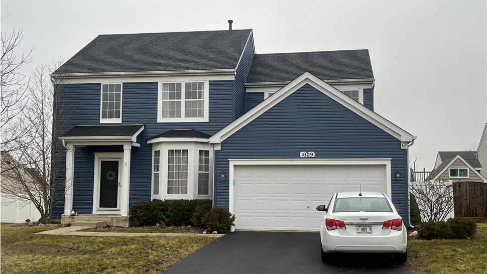 Shorewood, Aurora, Oswego, asphalt shingle, professional installers, storm damage, roofing claim specialists, roofing contractor, hail damage, commercial roofing, durable, affordable.