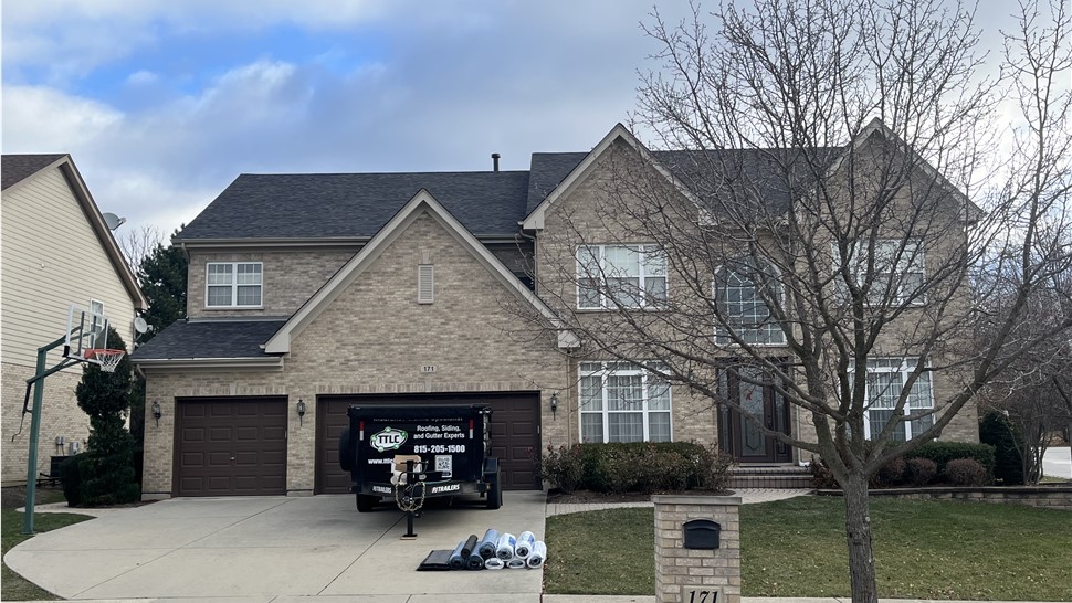 Good reputation, industry leader, great reviews, residential roofing, commercial roofing, great work, insurance assistance, insurance work, restoration company, siding storm damage repair.