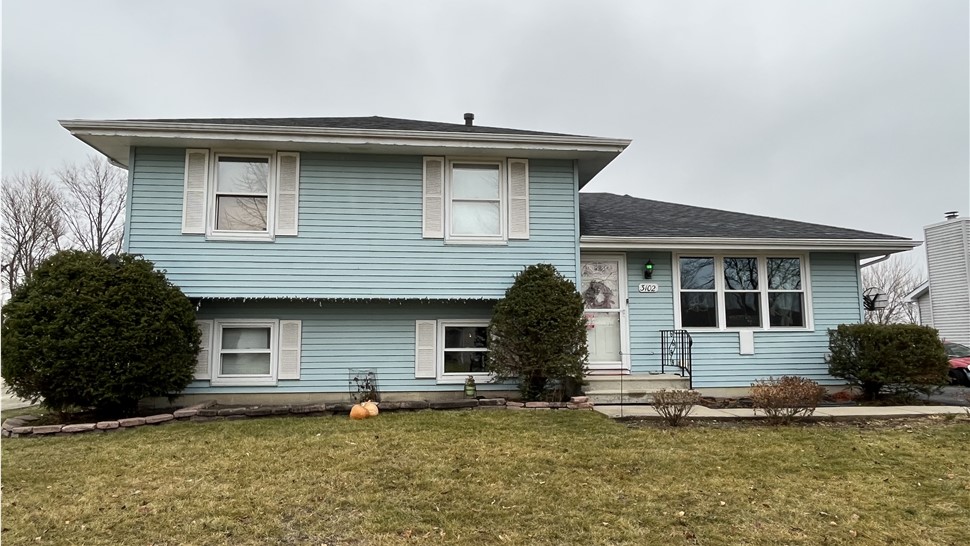 Plainfield roofing, Joliet, Shorewood, Yorkville, Oswego, roofing, contractors, durable, kind, efficient, honest, reliable, energy efficient, punctual, expert, affordable.