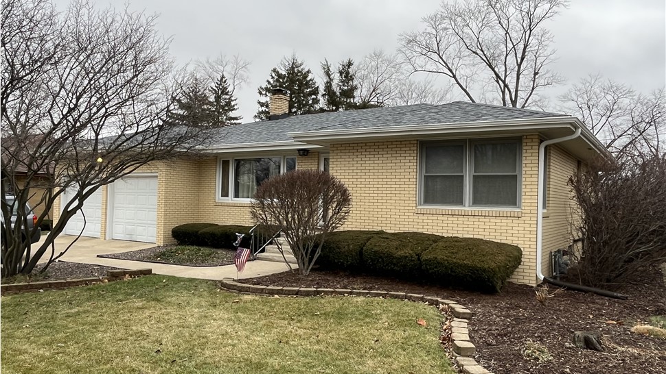Plainfield roofing, Joliet, Shorewood, Yorkville, Oswego, roofing, contractors, durable, kind, efficient, honest, reliable, energy efficient, punctual, expert, affordable.
