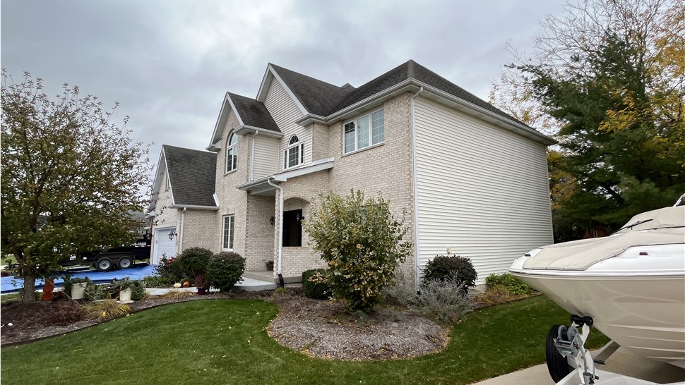 Shorewood, Naperville, Aurora, Oswego, asphalt shingle, professional installers, storm damage, roofing claim specialists, roofing contractor, hail damage, commercial roofing, durable, affordable.