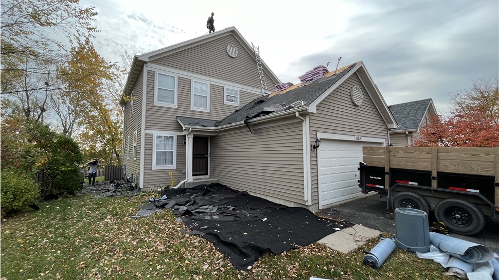 Joliet roof replacement, professional, kind and courteous, punctual, durable, affordable, patient, insurance claim, bi-lingual, Orland Park, Manhattan, Morris, Plano.