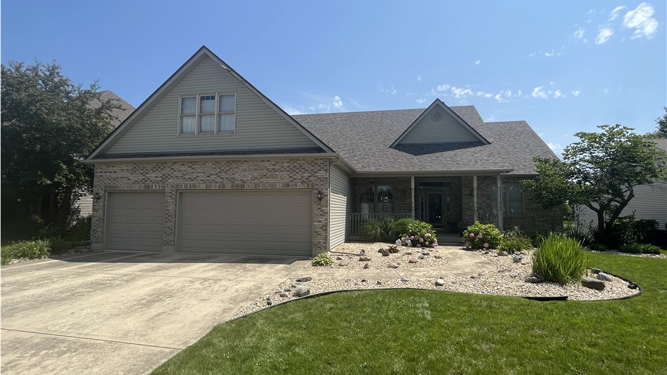 Plainfield Illinois Roof Replacement; Roof Replacement with Owens Corning Shingles "Williamsburg Grey"