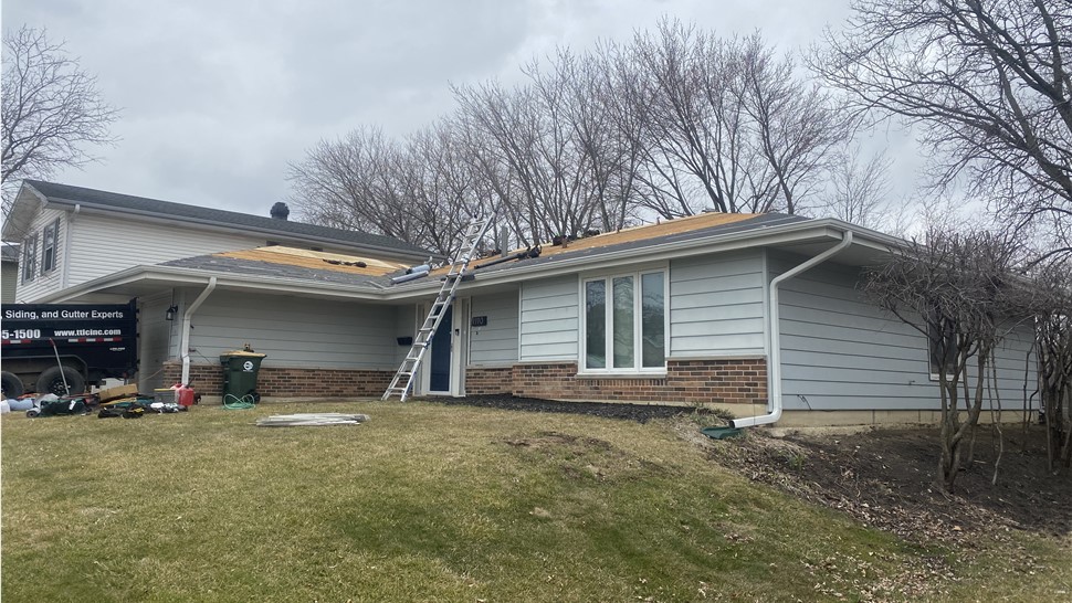 Siding inspections, hail damage, wind damage, expert, industry leader, referrals, high quality, very neat, honest, efficient, great communication.