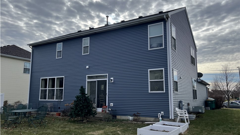 Woodale, Bloomingdale, Grayslake, Joliet, Plainfield, satisfied customer, seamless gutters, siding hail damage, siding repair, roofing repair, seamless gutter systems, affordable, wind damage.