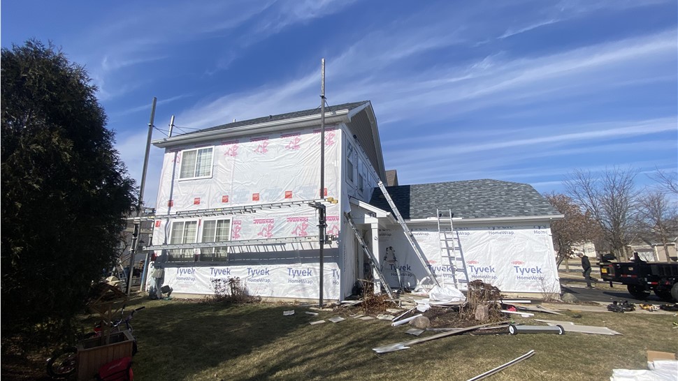 Siding inspections, hail damage, wind damage, expert, industry leader, referrals, high quality, very neat, honest, efficient, great communication.