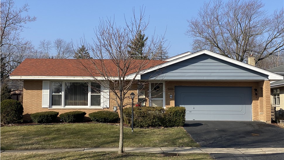 Woodale, Bloomingdale, Grayslake, Joliet, Plainfield, satisfied customer, seamless gutters, siding hail damage, siding repair, roofing repair, seamless gutter systems, affordable, wind damage.