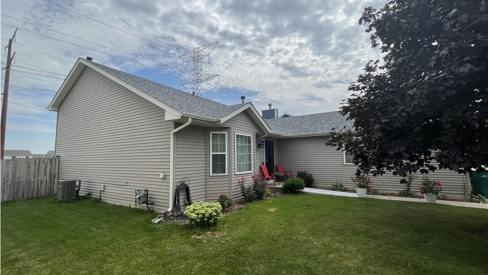 Slatestone Grey Vinyl Variform Siding installation Joliet, Illinois