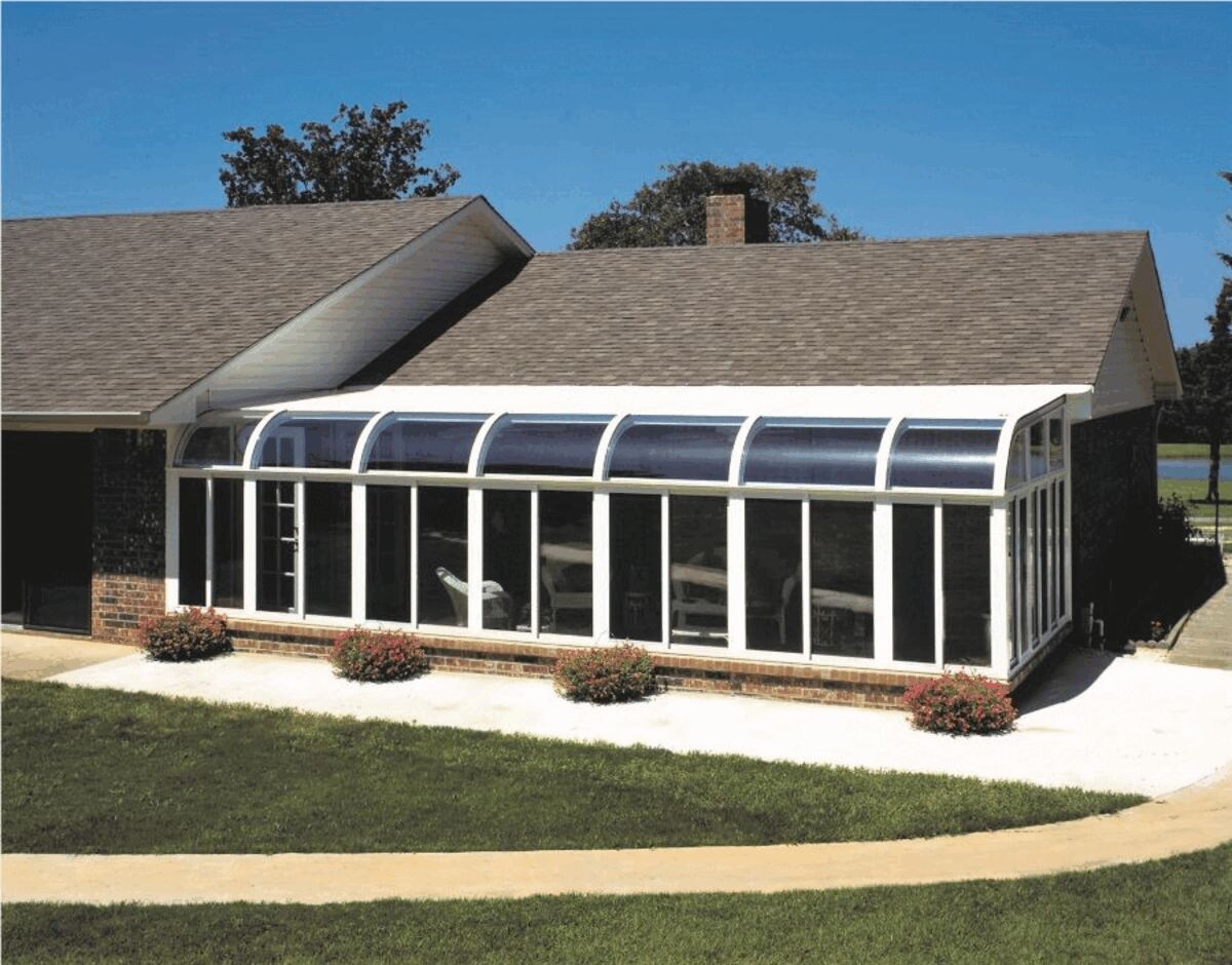 Does a Sunroom Increase Home Value? Understanding Sunroom ROI