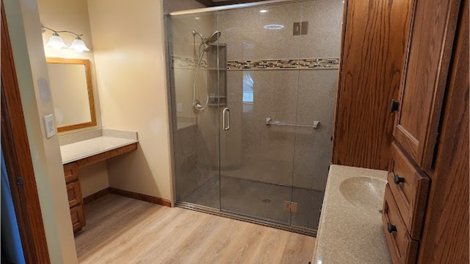 Bathrooms Project in Marshall, MO by Four Seasons Home Products