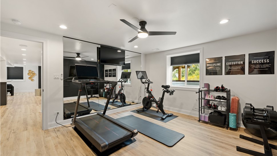 Basement Home Gym Photo 19