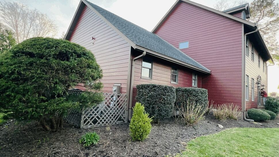Siding Project in Dagsboro, Delaware by Top Roofing & Siding