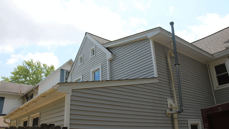 Siding Project in Laurel, DE by Top Roofing & Siding