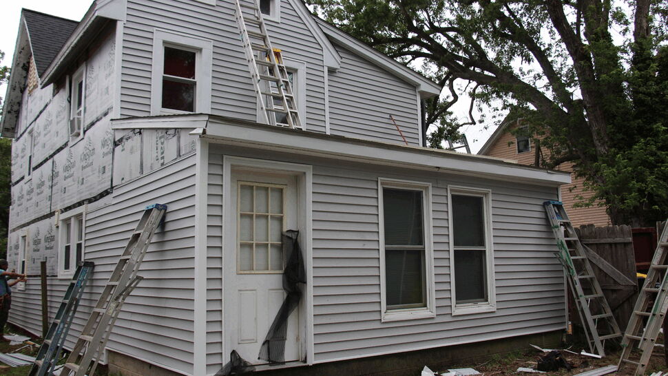 Siding Project in Laurel, DE by Top Roofing & Siding