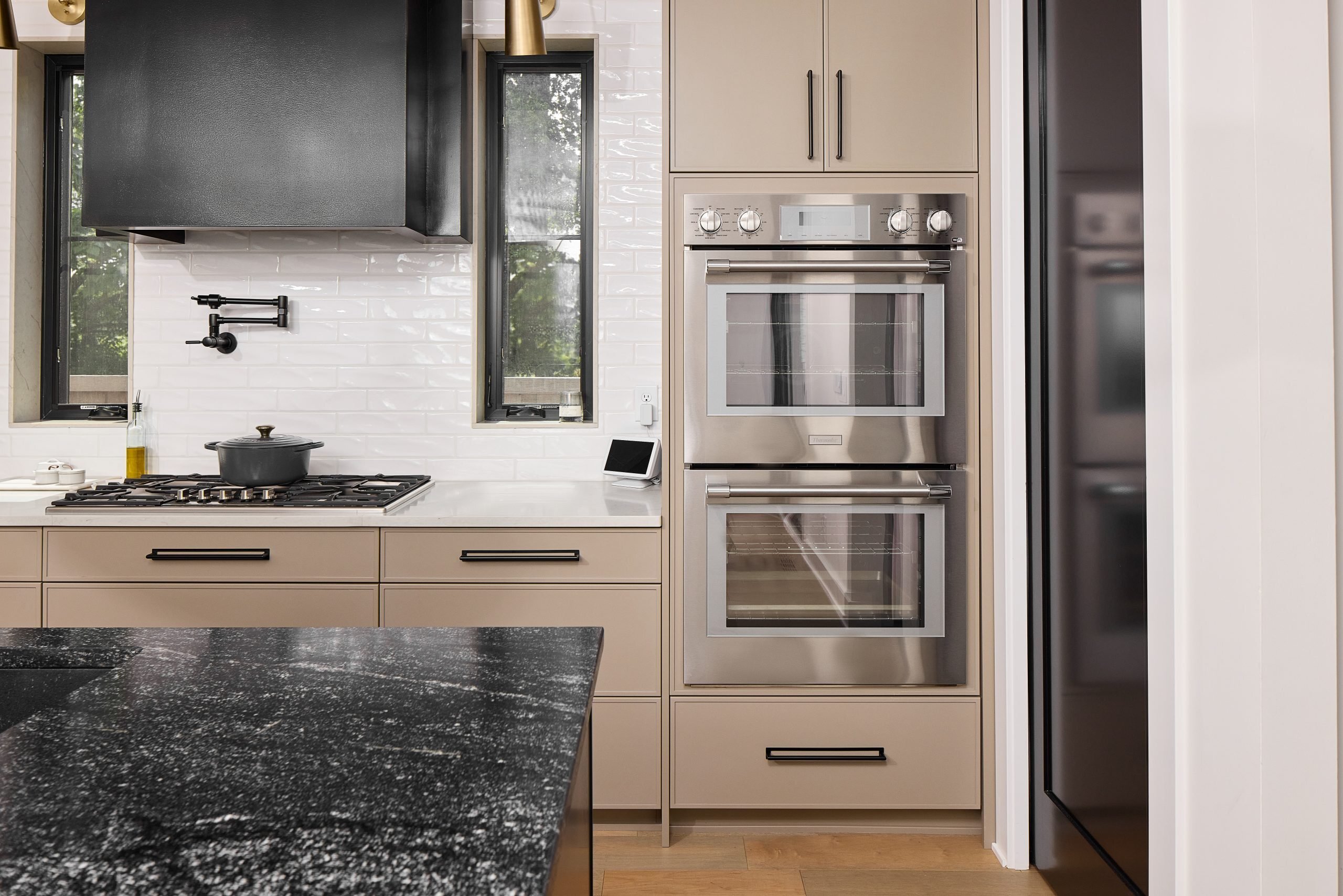 How to Choose the Right Cabinetry for Your Home – And Beat Decision Paralysis at the Same Time!