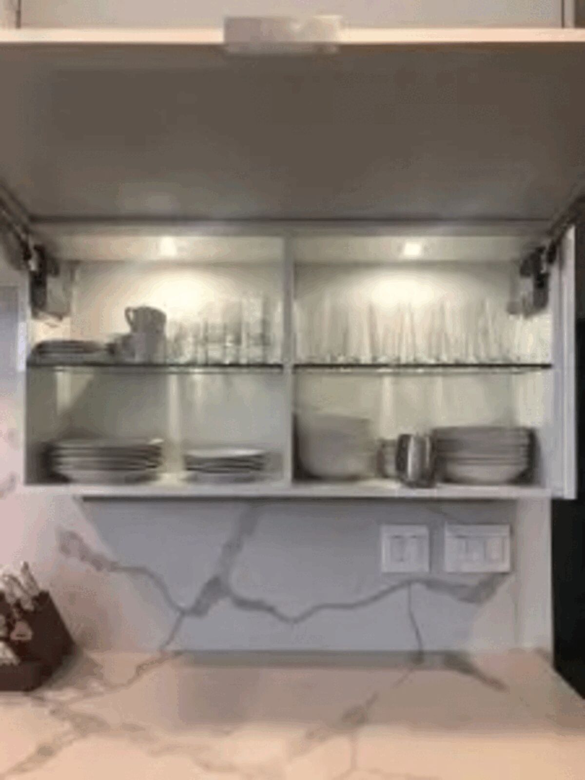 Product Feature:  In-Cabinet Lighting