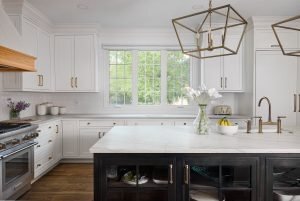 Bar or Counter? Selecting a Height for Kitchen Island