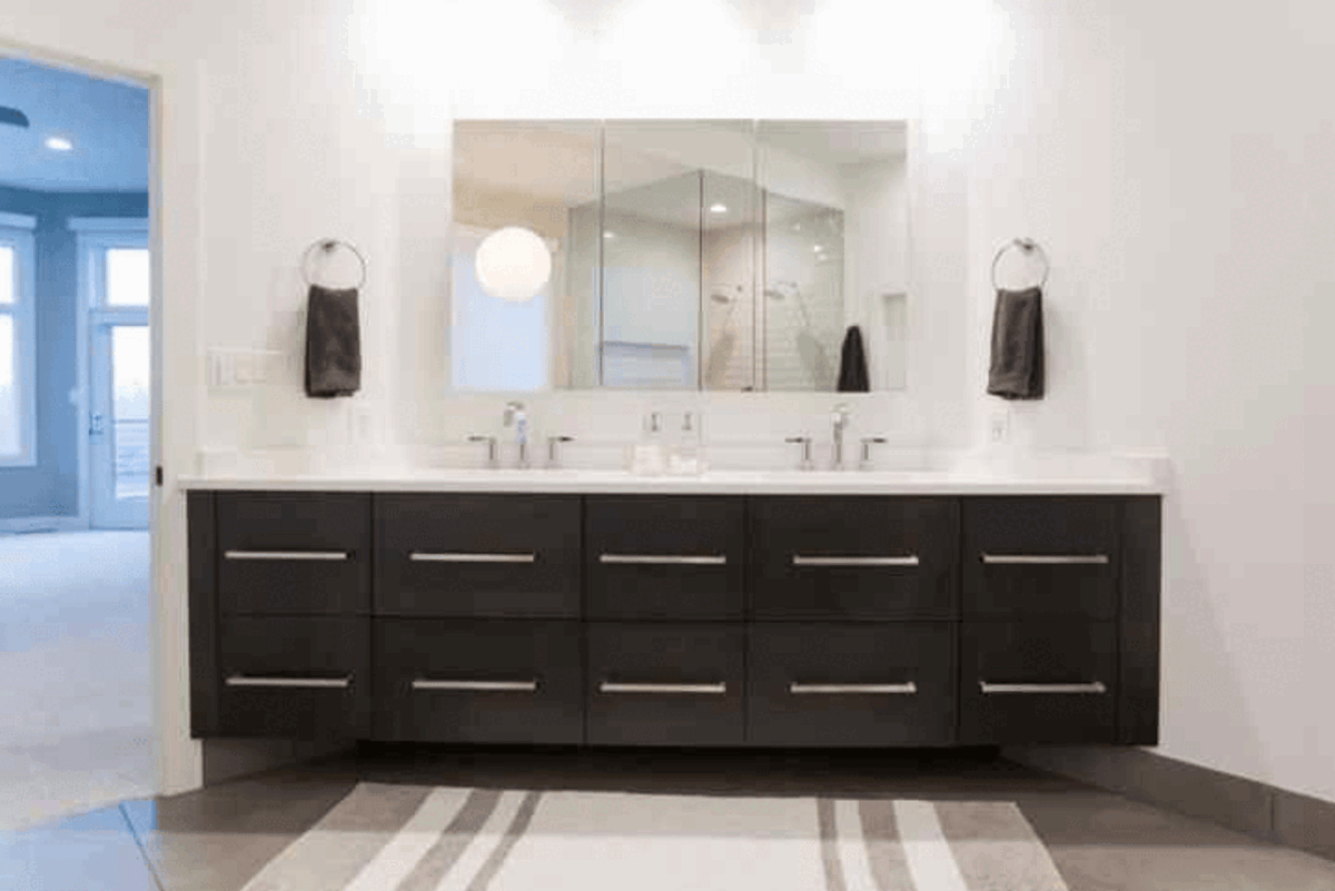Hidden Potential – Part 2 – Master Bathroom