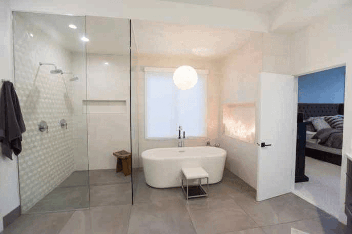 Hidden Potential – Part 2 – Master Bathroom