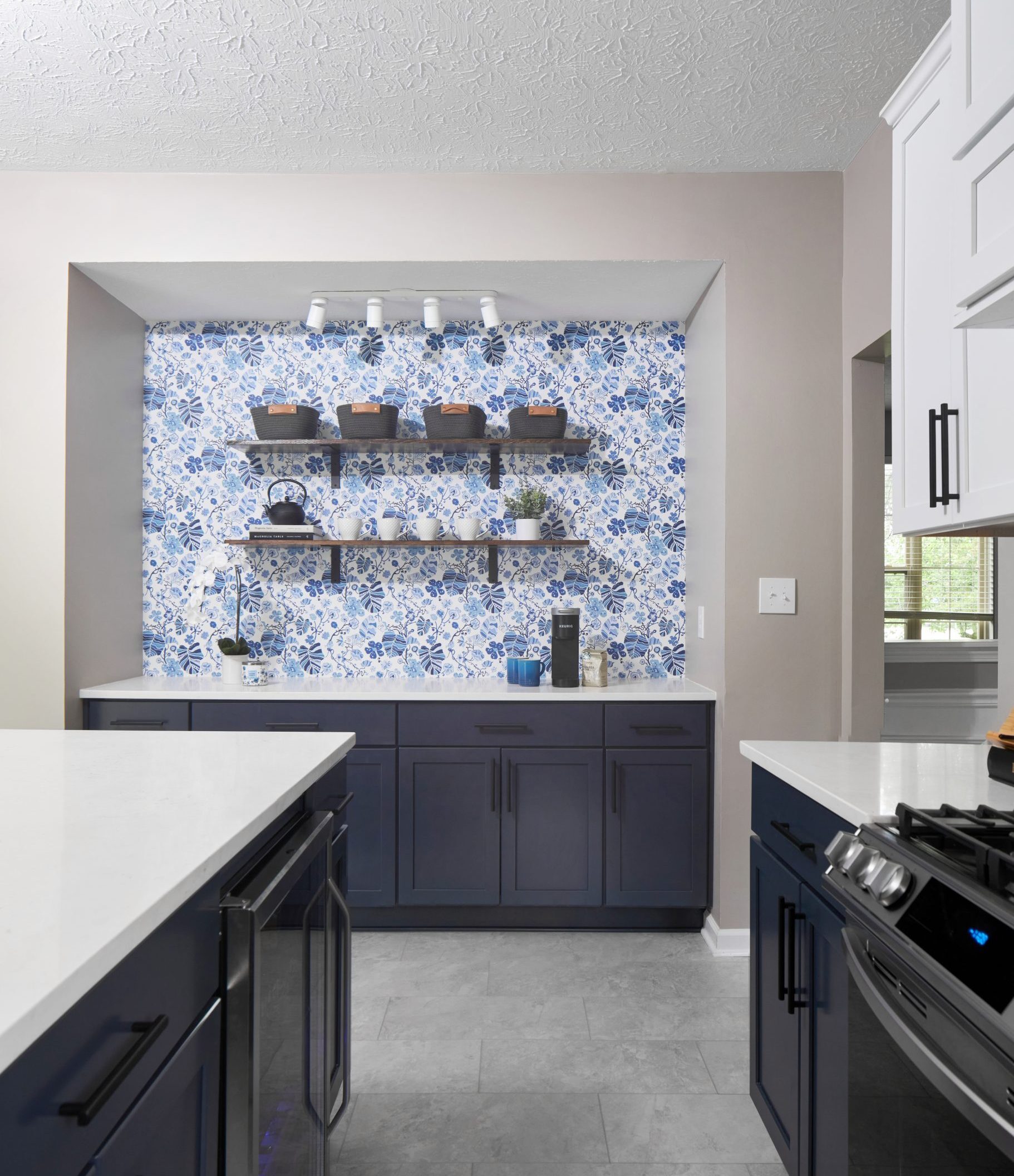 How to Make a Statement with Wallpaper You Won’t Regret