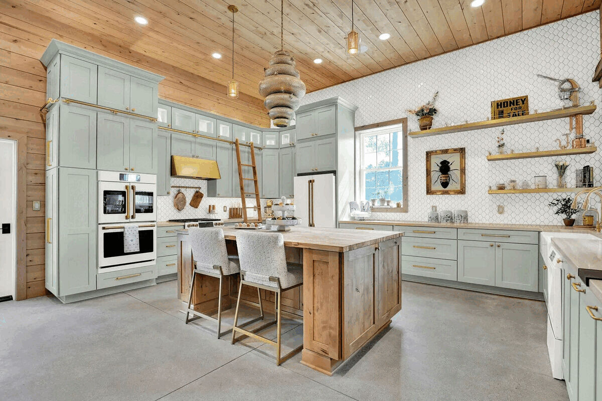 Best Flooring for a Kitchen: Top Options for Style, Durability, and Everyday Living in Fishers, IN