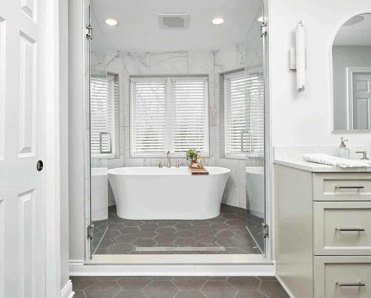 Spa-Worthy Shower Enclosures: Steamy Styles for a Dream Bathroom