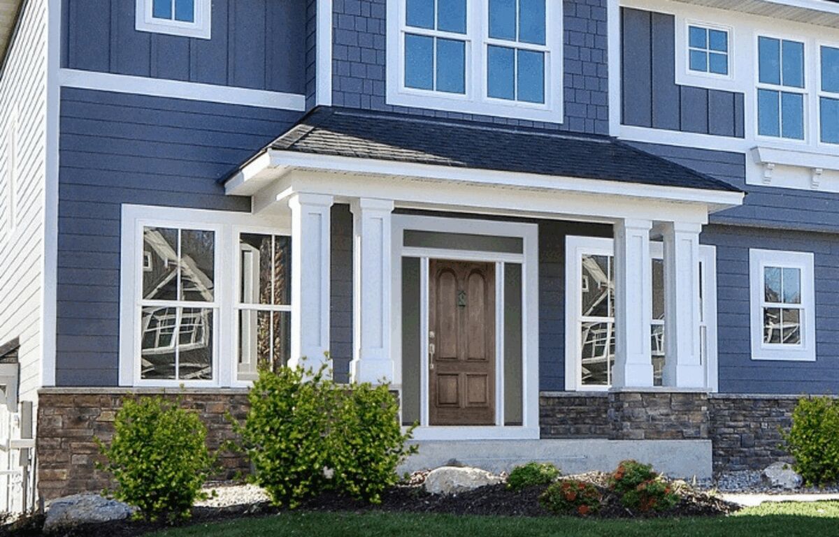 How to Perform a Home Exterior Checkup: A Homeowner's Guide to Siding, Windows & Screens