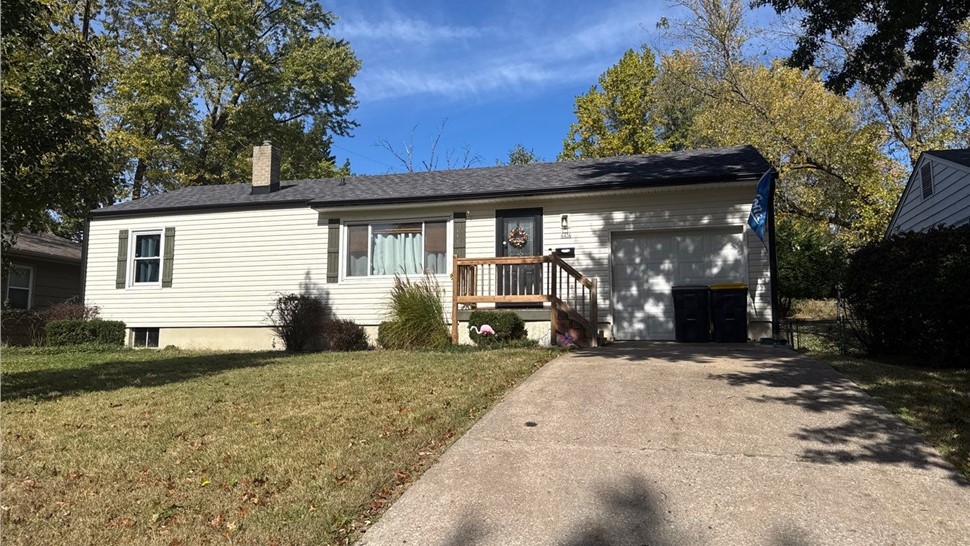 Siding Project in KCMO, MO by Liberty Roofing Inc.