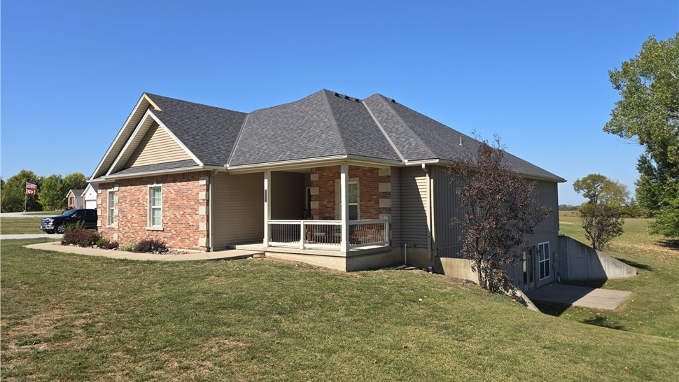 Roofing Project in Smithville, MO by Liberty Roofing Inc.