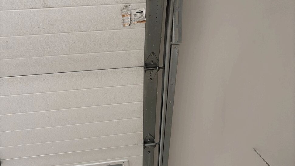 Service or Maintenance Project in Butler, Pennsylvania by Resnick Garage Doors