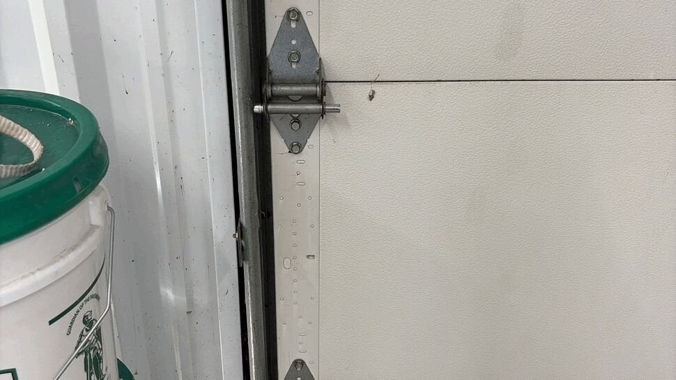 Service or Maintenance Project in Tarentum, Pennsylvania by Resnick Garage Doors