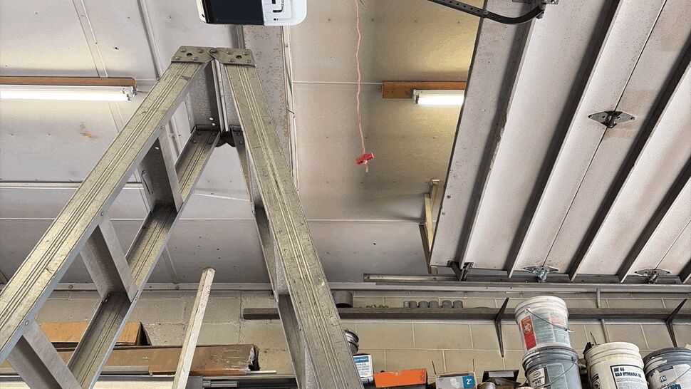 Service or Maintenance Project in Pittsburgh, Pennsylvania by Resnick Garage Doors