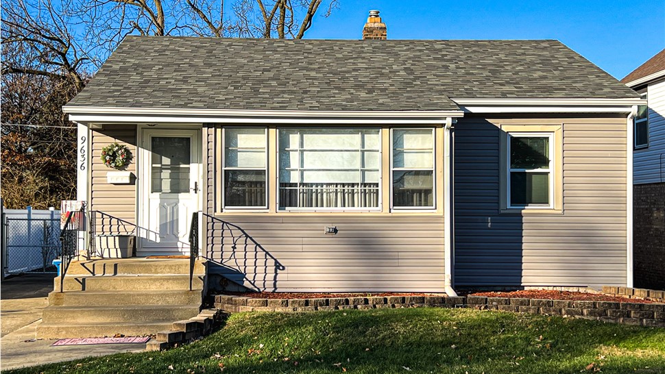 Roofing Project in Oak Lawn, IL by Stan's Roofing & Siding