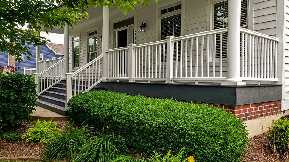 Decks Project in Frankfort, IL by Stan's Roofing & Siding