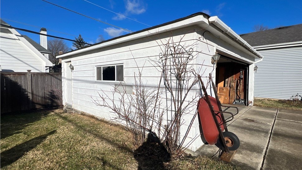 Siding Project in Downers Grove, IL by Stan's Roofing & Siding