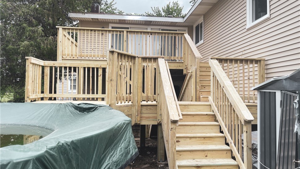 Decks Project in Frankfort, Illinois by Stan's Roofing & Siding