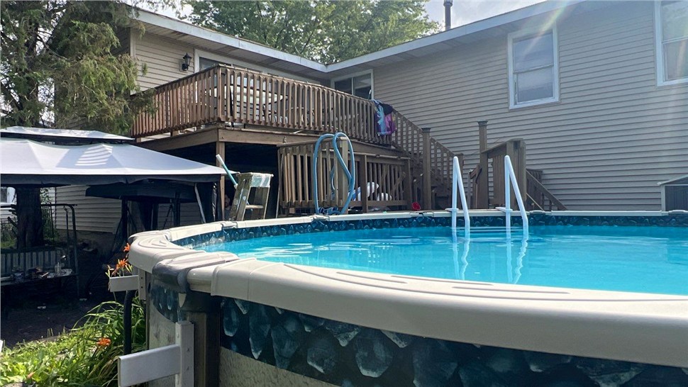 Decks Project in Frankfort, Illinois by Stan's Roofing & Siding