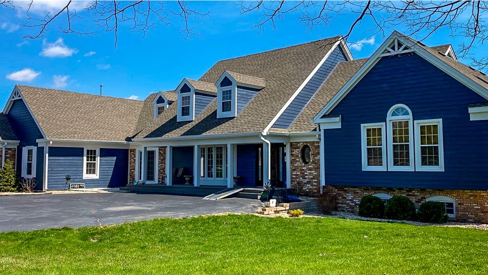 Siding Project in Mokena, IL by Stan's Roofing & Siding