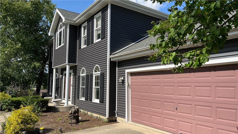 Siding Project in Bolingbrook, Illinois by Stan's Roofing & Siding