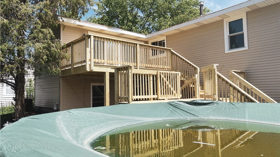 Decks Project in Frankfort, Illinois by Stan's Roofing & Siding