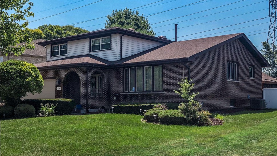 Siding Project in Orland Park, IL by Stan's Roofing & Siding
