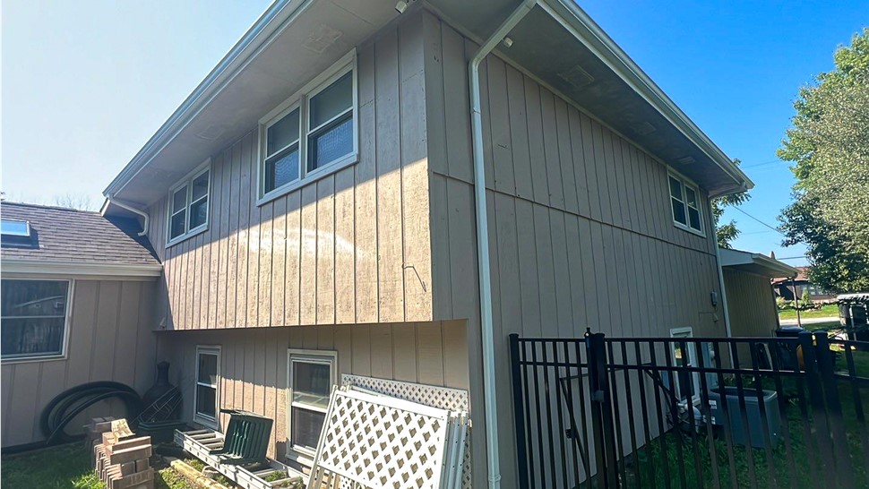 Gutters, Siding, Soffit and Fascia Project in Mokena, IL by Stan's Roofing & Siding