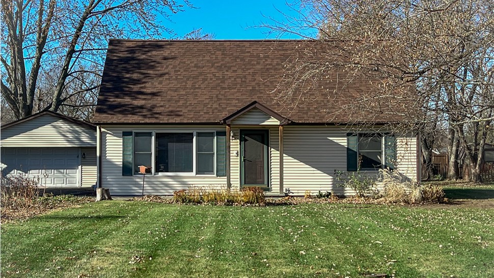 Roofing Project in Tinley Park, IL by Stan's Roofing & Siding
