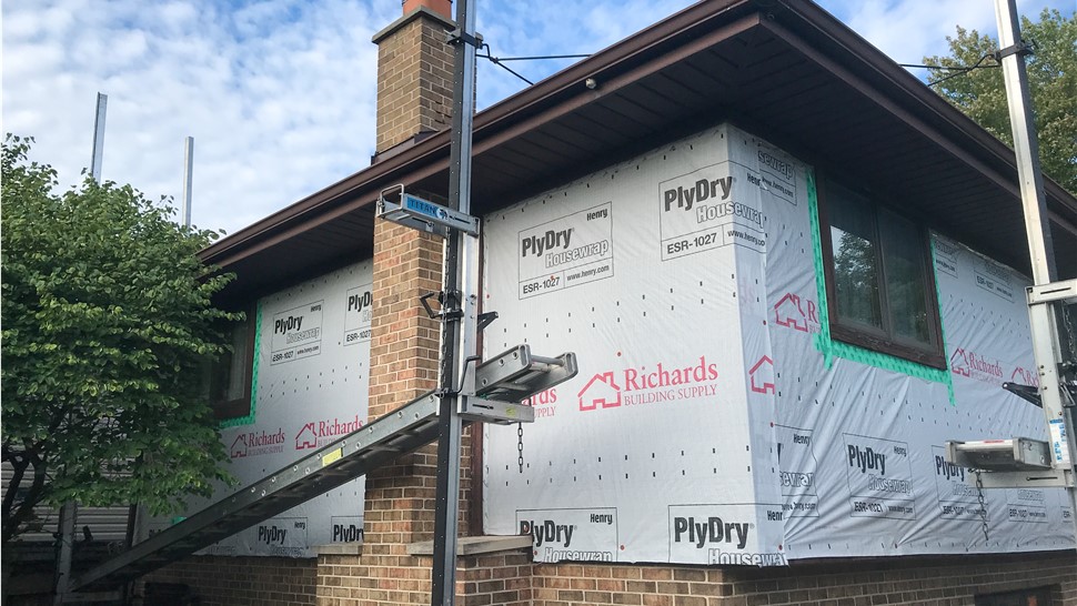 Siding Project in Oak Lawn, IL by Stan's Roofing & Siding